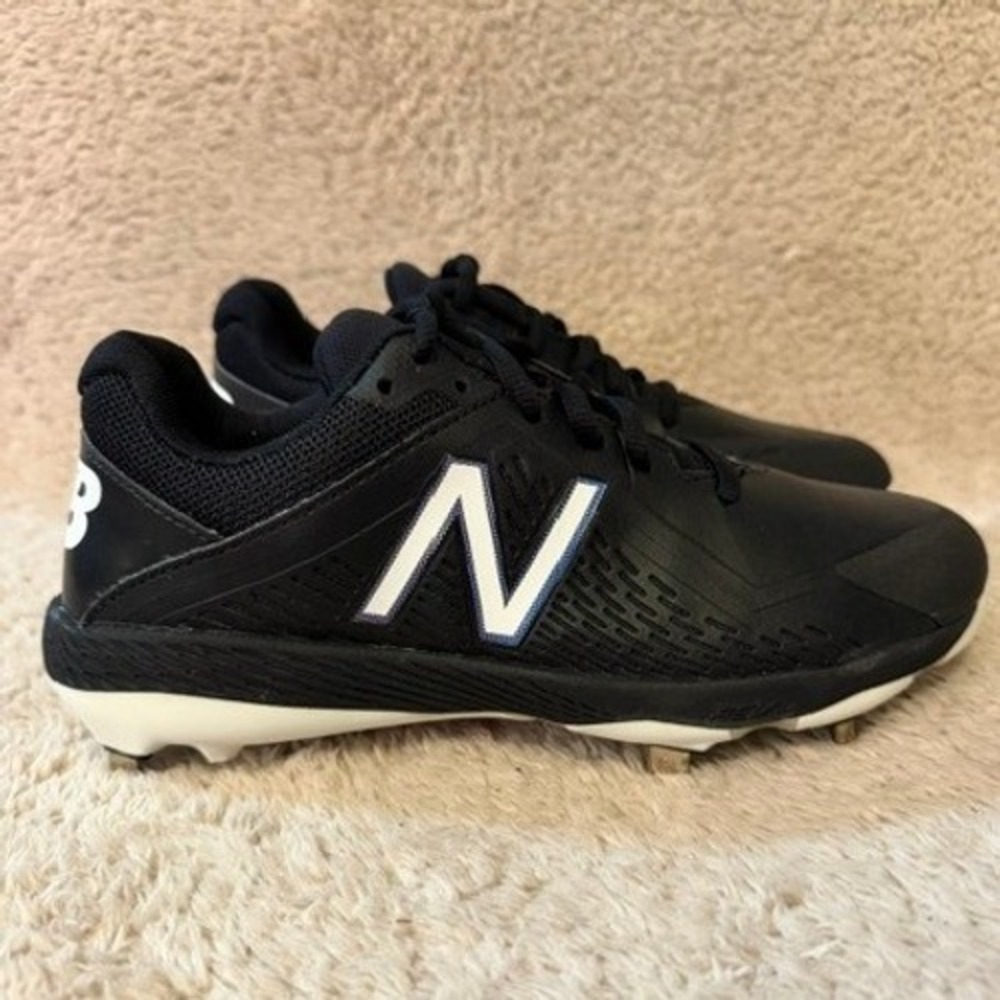 New Balance Fastpitch Women 5.5 Wide Black White Metal Softball Cleats SMFUSEK1